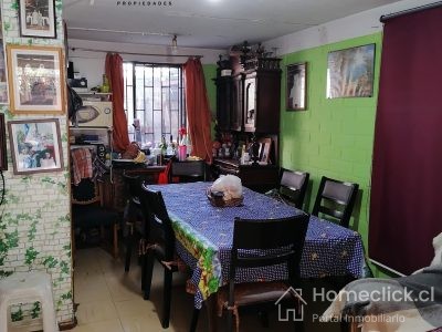 Se vende hermosa casa en Colina