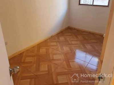 Se vende sitio con 5 deptos para arrendar