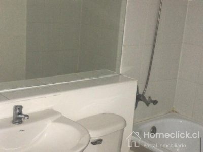 Arriendo 3 dormitorios,1 baño y estacionamiento