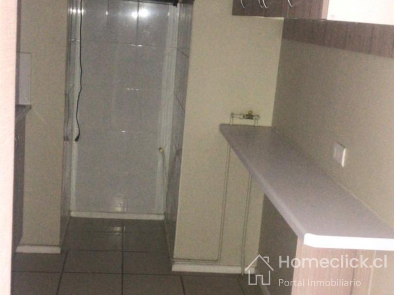 Arriendo 3 dormitorios,1 baño y estacionamiento